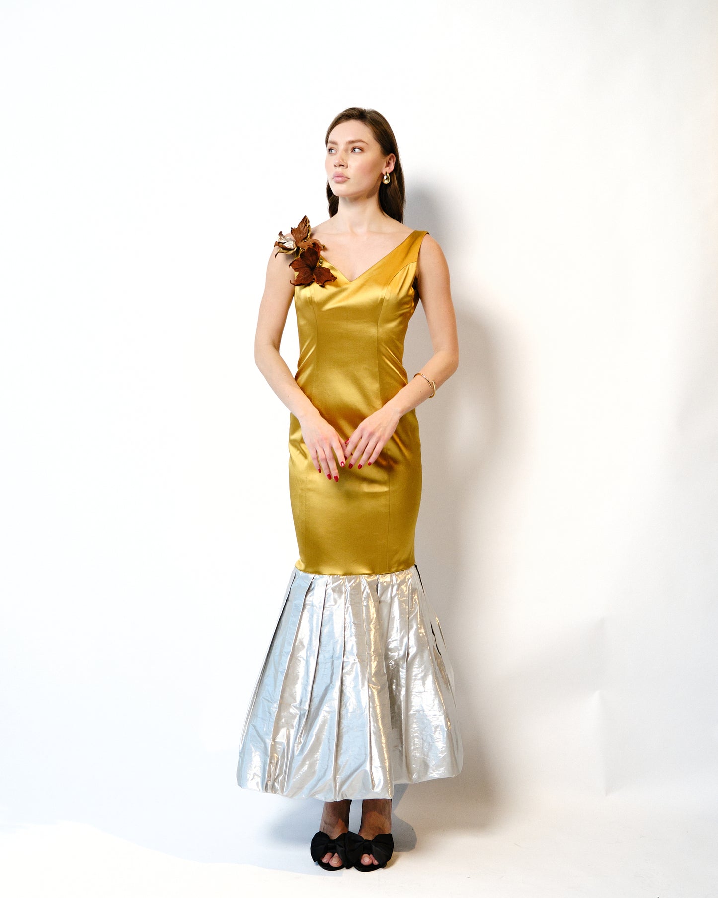 GOLDEN RADIANCE